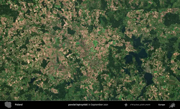 powiat ketrzynski. Copernicus Sentinel 'in Eylül 2021' de çekilen uydu görüntüsü üzerine Polonya 'nın idari bölgesi