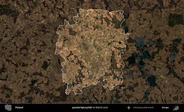 powiat ketrzynski. Polonya 'nın idari alanı, Mart 2022' de çekilen Kopernik Nöbetçi karolarından oluşan koyu renkli bir uydu görüntüsü üzerine vurgulandı ve özetlendi.