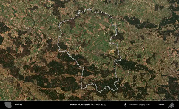 powiat kluczborski. Polonya 'nın idari bölgesinin ana hatları, Mart 2025' te çekilen Kopernik Nöbetçi karolarından oluşan bir uydu görüntüsü üzerine çizildi.