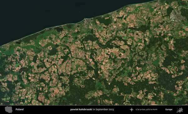 powiat kolobrzeski. Eylül 2023 'te Copernicus Sentinel karolarından oluşan uydu görüntüsü üzerine Polonya' nın idari bölgesi