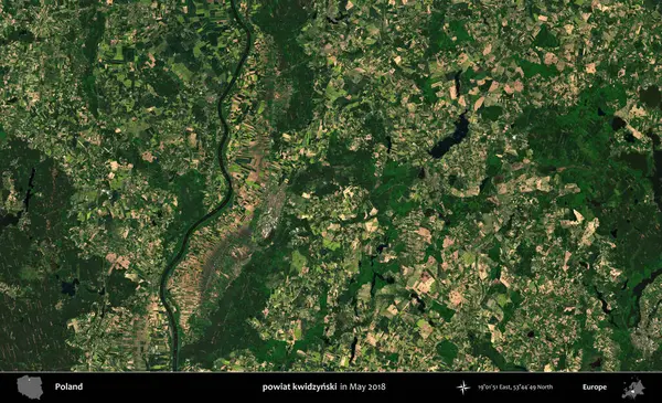 powiat kwidzynski. Copernicus Sentinel 'in Mayıs 2018' de çekilmiş uydu görüntüsü üzerine Polonya 'nın idari bölgesi.