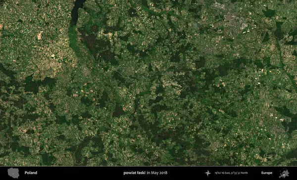 powiat laski. Copernicus Sentinel 'in Mayıs 2018' de çekilmiş uydu görüntüsü üzerine Polonya 'nın idari bölgesi.