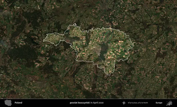powiat leszczynski. Polonya 'nın idari alanı, Nisan 2020' de çekilen Kopernik Nöbetçi karolarından oluşan koyu renkli bir uydu görüntüsü üzerine vurgulandı ve özetlendi