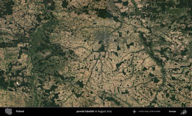 powiat lubelski. Copernicus Sentinel 'in Ağustos 2019' da çekilmiş uydu görüntüsü üzerine Polonya 'nın idari bölgesi.