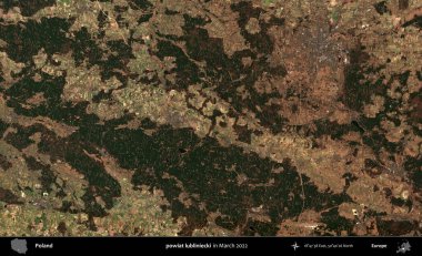 powiat lubliniecki. Copernicus Sentinel 'in Mart 2022' de çekilmiş uydu görüntüsü üzerine Polonya 'nın idari bölgesi.