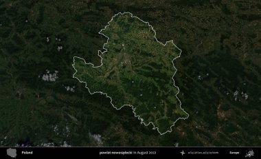 Şimdi powiat nowosadecki. Polonya 'nın idari alanı, Ağustos 2022' de çekilen Kopernik Nöbetçi karolarından oluşan koyu renkli bir uydu görüntüsü üzerine vurgulandı ve özetlendi.