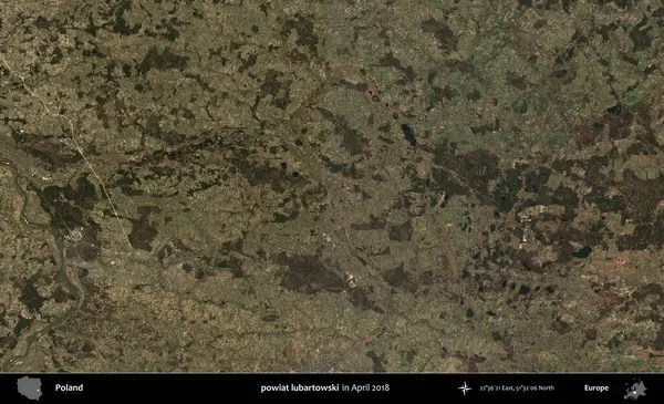 powiat lubartowski. Nisan 2018 'de çekilen Kopernik Sentinel karolarından oluşan bir uydu görüntüsü üzerine Polonya' nın idari bölgesi