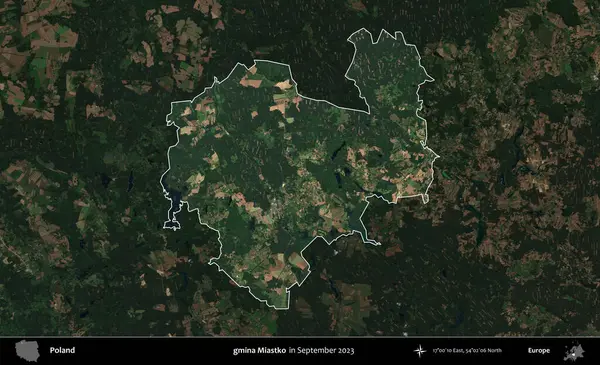 gmina Miastko. Polonya 'nın idari alanı, Eylül 2023' te çekilen Kopernik Nöbetçi karolarından oluşan koyu renkli bir uydu görüntüsü üzerine vurgulandı ve özetlendi.