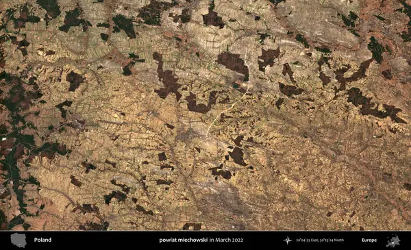 powiat miechowski. Copernicus Sentinel 'in Mart 2022' de çekilmiş uydu görüntüsü üzerine Polonya 'nın idari bölgesi.