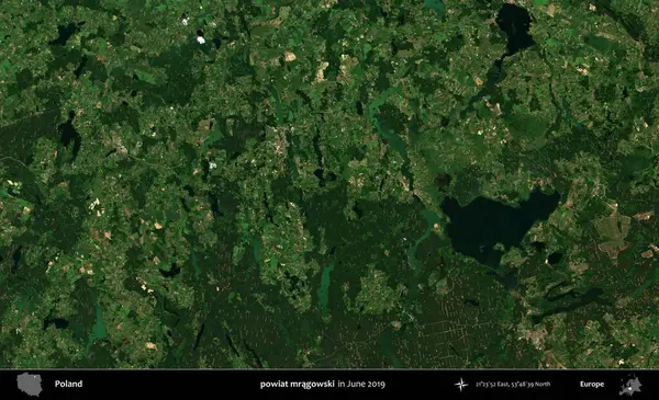 powiat mragowski. Copernicus Sentinel 'in Haziran 2019' da çekilmiş uydu görüntüsü üzerine Polonya 'nın idari bölgesi.