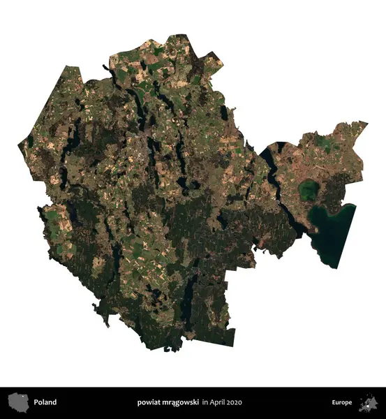 powiat mragowski. Polonya idari bölgesi, Nisan 2020 'de çekilen Kopernik Nöbetçi karolarından oluşan bir uydu görüntüsü üzerinde beyaza izole edildi.