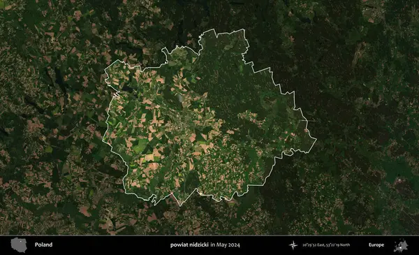 powiat nidzicki. Polonya 'nın idari alanı, Mayıs 2024' te çekilen Kopernik Nöbetçi karolarından oluşan koyu renkli bir uydu görüntüsü üzerinde vurgulandı ve özetlendi.
