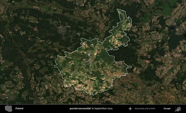 powiat nowosolski. Polonya 'nın idari alanı, Eylül 2024' te çekilen Kopernik Nöbetçi karolarından oluşan koyu renkli bir uydu görüntüsü üzerine vurgulandı ve özetlendi