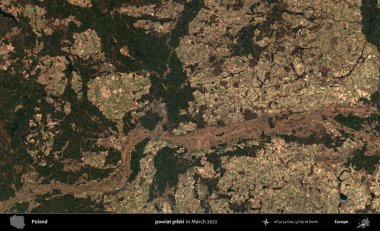 powiat pilski. Copernicus Sentinel 'in Mart 2022' de çekilmiş uydu görüntüsü üzerine Polonya 'nın idari bölgesi.