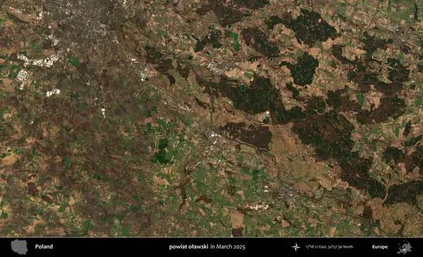 powiat olawski. Copernicus Sentinel 'in Mart 2025' te çekilmiş uydu görüntüsü üzerine Polonya 'nın idari bölgesi