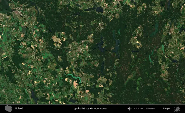 gmina Olsztynek. Copernicus Sentinel 'in Haziran 2021' de çekilmiş uydu görüntüsü üzerine Polonya 'nın idari bölgesi