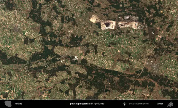 powiat pajeczanski. Nisan 2020 'de Copernicus Sentinel karolarından oluşan bir uydu görüntüsü üzerine Polonya' nın idari bölgesi