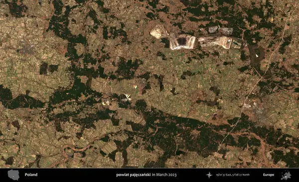 powiat pajeczanski. Copernicus Sentinel 'in Mart 2023' te çekilmiş uydu görüntüsü üzerine Polonya 'nın idari bölgesi.