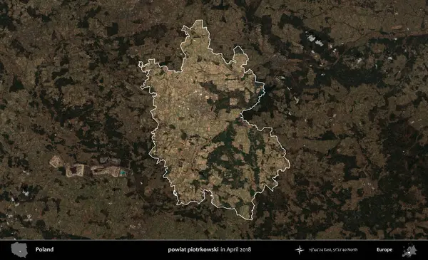 powiat piotrkowski. Polonya 'nın idari alanı, Nisan 2018' de çekilen Kopernik Nöbetçi karolarından oluşan koyu renkli bir uydu görüntüsü üzerine vurgulandı ve özetlendi