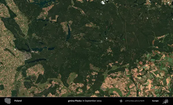 gmina Plaska. Eylül 2024 'te çekilen Kopernik Sentinel karolarından oluşan uydu görüntüsü üzerine Polonya' nın idari bölgesi