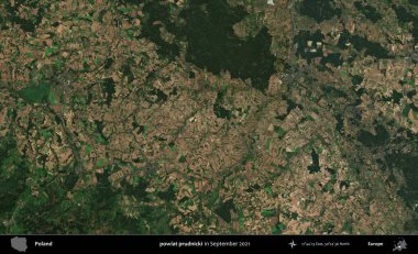 powiat prudnicki. Copernicus Sentinel 'in Eylül 2021' de çekilen uydu görüntüsü üzerine Polonya 'nın idari bölgesi