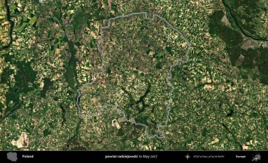 powiat radziejowski. Mayıs 2017 'de çekilen Kopernik Nöbetçi karolarından oluşan bir uydu görüntüsü üzerine Polonya' nın idari bölgesinin ana hatlarını belirledik.
