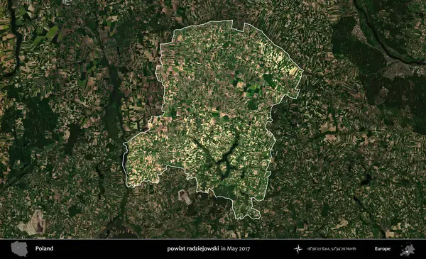 powiat radziejowski. Polonya 'nın idari alanı, Mayıs 2017' de çekilen Kopernik Nöbetçi karolarından oluşan koyu renkli bir uydu görüntüsü üzerinde vurgulandı ve özetlendi.