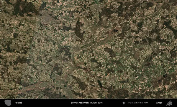 powiat radzynski. Nisan 2019 'da çekilen Kopernik Sentinel karolarından oluşan bir uydu görüntüsü üzerine Polonya' nın idari bölgesi