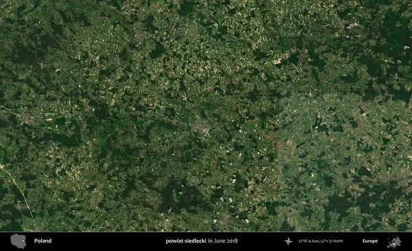 Powiat Sidlecki. Copernicus Sentinel 'in Haziran 2018' de çekilmiş uydu görüntüsü üzerine Polonya 'nın idari bölgesi