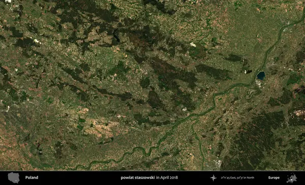 powiat staszowski. Nisan 2018 'de çekilen Kopernik Sentinel karolarından oluşan bir uydu görüntüsü üzerine Polonya' nın idari bölgesi