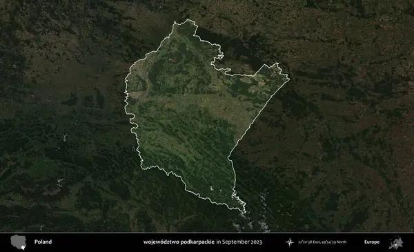wojewodz2 podkarpackie. Polonya 'nın idari alanı, Eylül 2023' te çekilen Kopernik Nöbetçi karolarından oluşan koyu renkli bir uydu görüntüsü üzerine vurgulandı ve özetlendi.