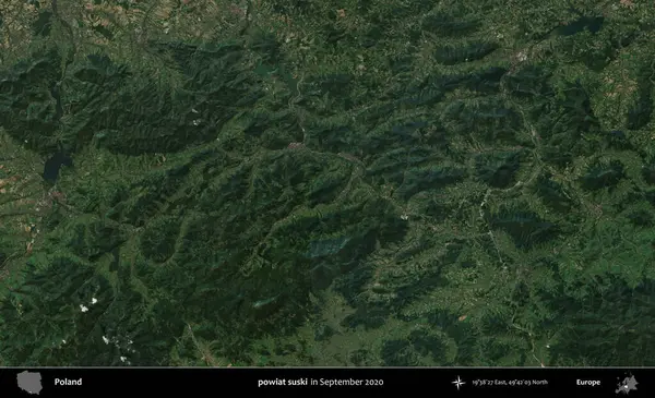 powiat suski. Eylül 2020 'de Copernicus Sentinel karolarından oluşan bir uydu görüntüsü üzerine Polonya' nın idari bölgesi