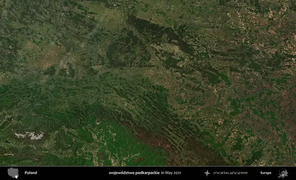 wojewodz2 podkarpackie. Copernicus Sentinel 'in Mayıs 2021' de çekilmiş uydu görüntüsü üzerine Polonya 'nın idari bölgesi.