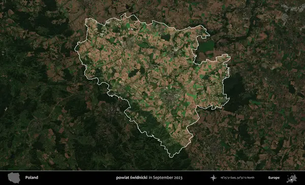powiat swidnicki. Polonya 'nın idari alanı, Eylül 2023' te çekilen Kopernik Nöbetçi karolarından oluşan koyu renkli bir uydu görüntüsü üzerine vurgulandı ve özetlendi.