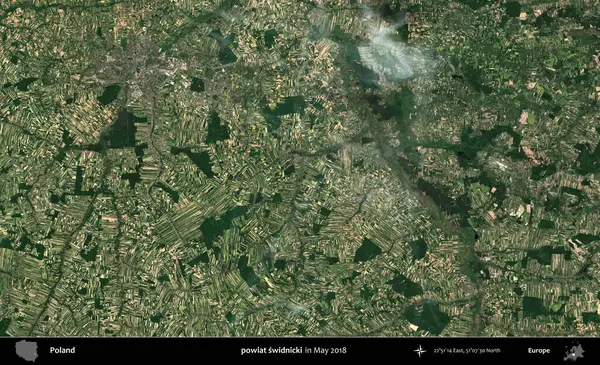powiat swidnicki. Copernicus Sentinel 'in Mayıs 2018' de çekilmiş uydu görüntüsü üzerine Polonya 'nın idari bölgesi.