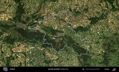 Powiat Torski. Mayıs 2017 'de çekilen Kopernik Nöbetçi karolarından oluşan bir uydu görüntüsü üzerine Polonya' nın idari bölgesinin ana hatlarını belirledik.