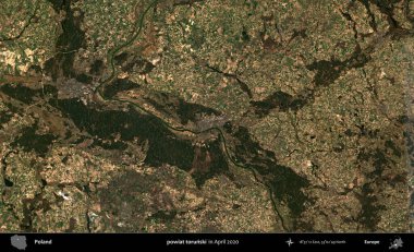 Powiat Torski. Nisan 2020 'de Copernicus Sentinel karolarından oluşan bir uydu görüntüsü üzerine Polonya' nın idari bölgesi