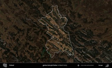 gmina Ustrzyki Dolne. Polonya 'nın idari alanı, Mart 2025' te çekilen Kopernik Nöbetçi karolarından oluşan koyu renkli bir uydu görüntüsü üzerine vurgulandı ve özetlendi