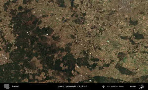 powiat szydlowiecki. Nisan 2018 'de çekilen Kopernik Sentinel karolarından oluşan bir uydu görüntüsü üzerine Polonya' nın idari bölgesi