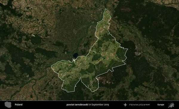 powiat tarnobrzeski. Polonya 'nın idari alanı, Eylül 2019' da çekilen Kopernik Nöbetçi karolarından oluşan koyu renkli bir uydu görüntüsü üzerinde vurgulandı ve özetlendi.