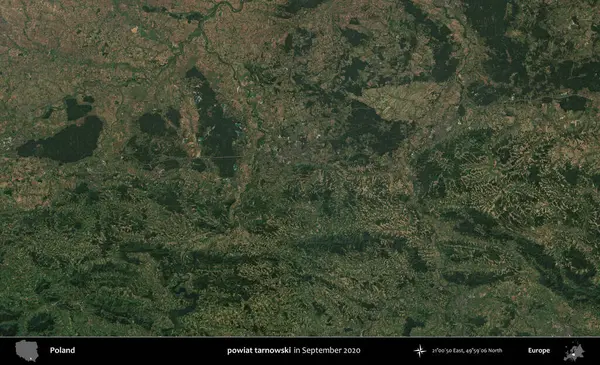 powiat tarnowski. Eylül 2020 'de Copernicus Sentinel karolarından oluşan bir uydu görüntüsü üzerine Polonya' nın idari bölgesi