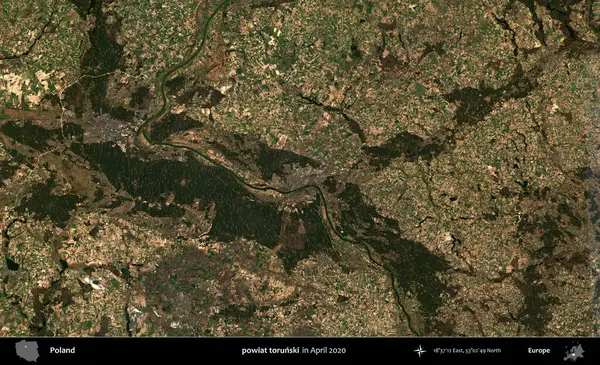 Powiat Torski. Nisan 2020 'de Copernicus Sentinel karolarından oluşan bir uydu görüntüsü üzerine Polonya' nın idari bölgesi