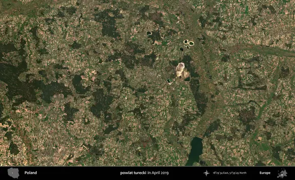 powiat turecki. Nisan 2019 'da çekilen Kopernik Sentinel karolarından oluşan bir uydu görüntüsü üzerine Polonya' nın idari bölgesi