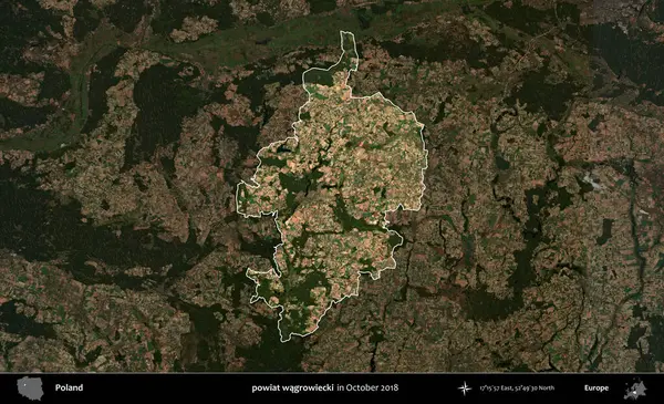 powiat wagrowiecki. Polonya 'nın idari alanı, Ekim 2018' de çekilen Kopernik Nöbetçi karolarından oluşan koyu renkli bir uydu görüntüsü üzerine vurgulandı ve özetlendi