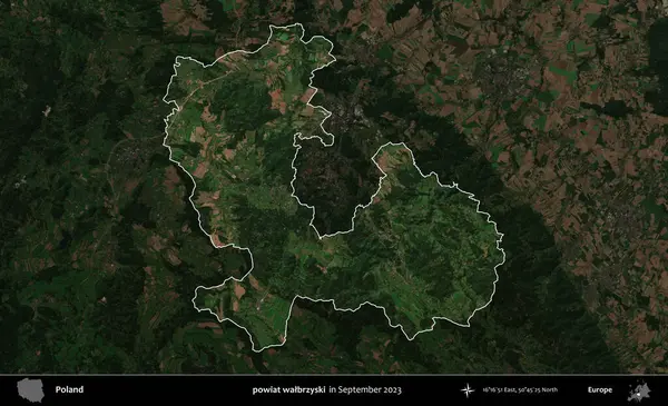 powiat walbrzyski. Polonya 'nın idari alanı, Eylül 2023' te çekilen Kopernik Nöbetçi karolarından oluşan koyu renkli bir uydu görüntüsü üzerine vurgulandı ve özetlendi.