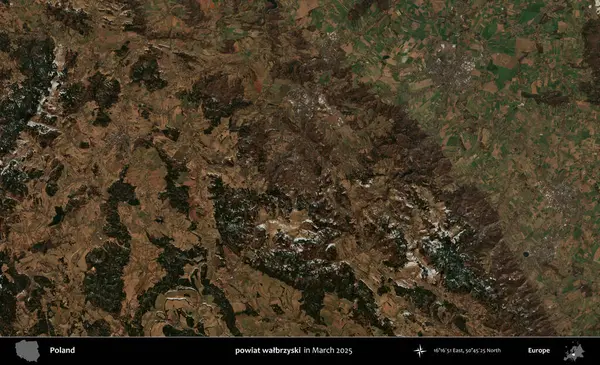 powiat walbrzyski. Copernicus Sentinel 'in Mart 2025' te çekilmiş uydu görüntüsü üzerine Polonya 'nın idari bölgesi