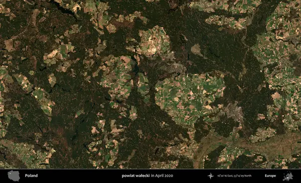 powiat walecki. Nisan 2020 'de Copernicus Sentinel karolarından oluşan bir uydu görüntüsü üzerine Polonya' nın idari bölgesi