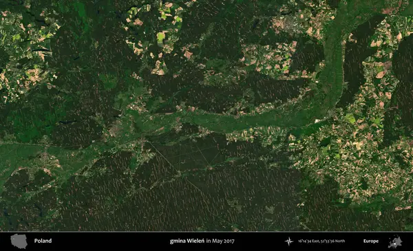 gmina Wielen. Copernicus Sentinel 'in Mayıs 2017' de çekilmiş uydu görüntüsü üzerine Polonya 'nın idari bölgesi.
