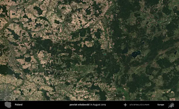 powiat wlodawski. Copernicus Sentinel 'in Ağustos 2019' da çekilmiş uydu görüntüsü üzerine Polonya 'nın idari bölgesi.