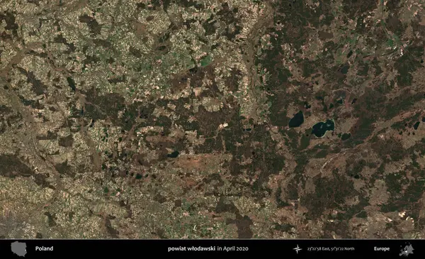 powiat wlodawski. Nisan 2020 'de Copernicus Sentinel karolarından oluşan bir uydu görüntüsü üzerine Polonya' nın idari bölgesi